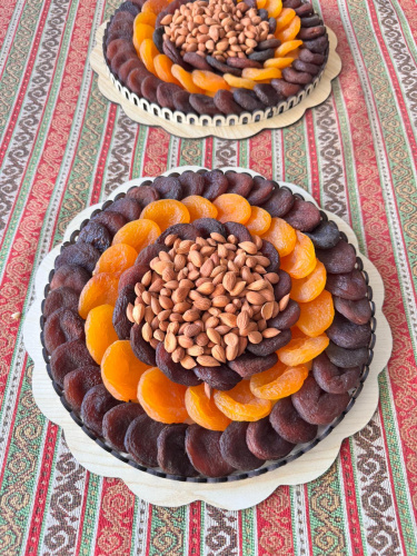 Sari-Si̇yah Kayisi Sepet (1 Kg )