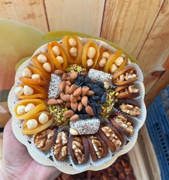 HEDİYELİK KAYISI SEPETİ (500 GR)